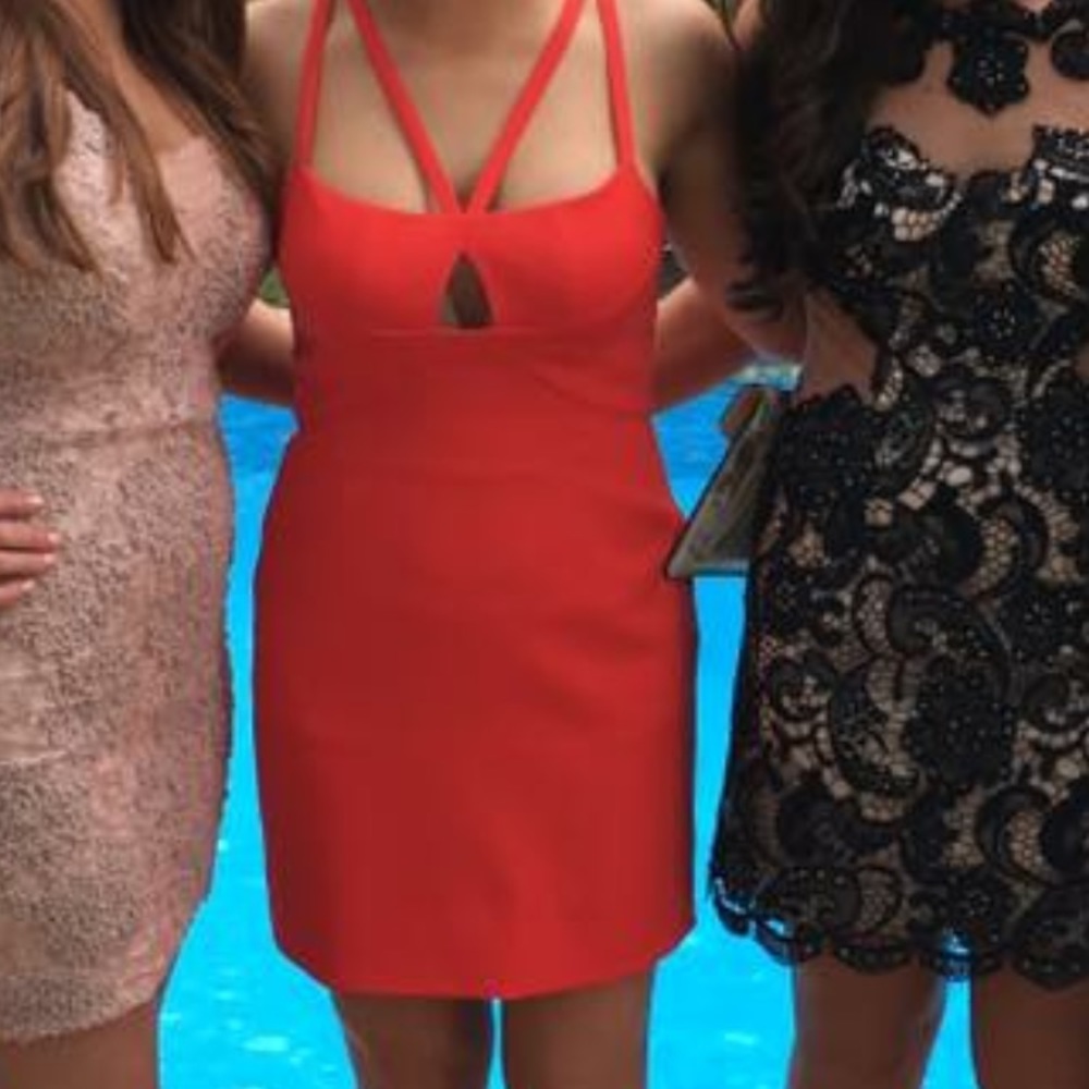 BCBGMAXAZRIA short red dress